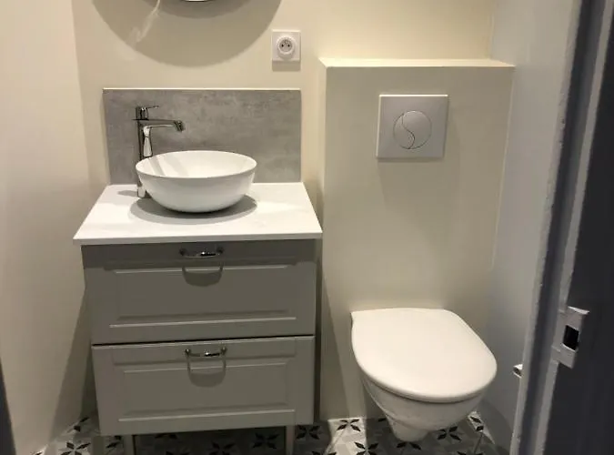 Joli Le Gutenberg T2 4p Quartier Mirabeau Proche Gare *