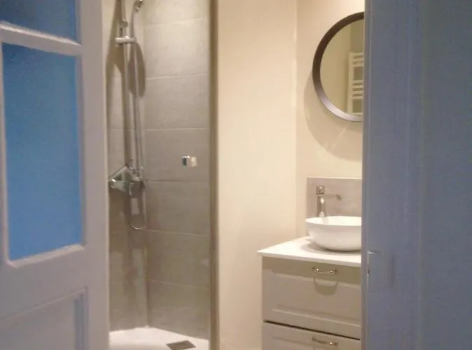 Joli Le Gutenberg T2 4p Quartier Mirabeau Proche Gare Tours